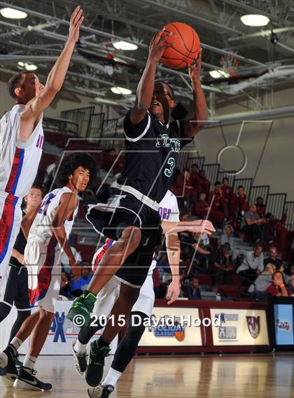 Thumbnail 2 in St. Petersburg @ Folsom (MaxPreps Holiday Classic) photogallery.