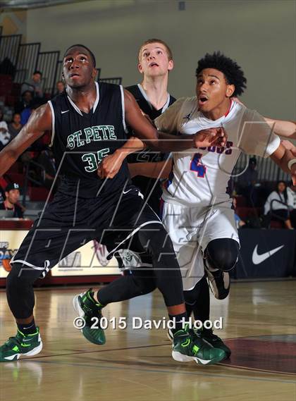 Thumbnail 3 in St. Petersburg @ Folsom (MaxPreps Holiday Classic) photogallery.