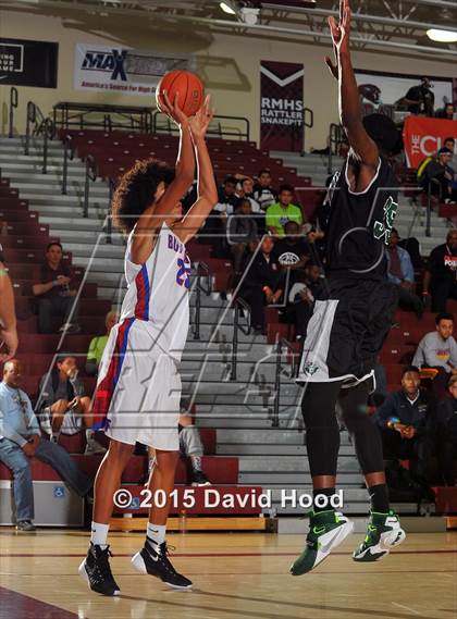 Thumbnail 2 in St. Petersburg @ Folsom (MaxPreps Holiday Classic) photogallery.