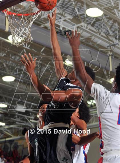 Thumbnail 3 in St. Petersburg @ Folsom (MaxPreps Holiday Classic) photogallery.