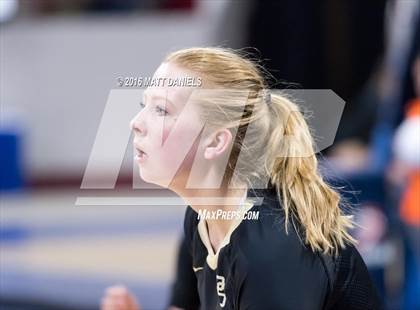 Thumbnail 2 in University vs. Pagosa Springs (CHSAA 3A Playoff) photogallery.