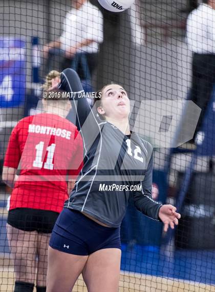 Thumbnail 2 in University vs. Pagosa Springs (CHSAA 3A Playoff) photogallery.