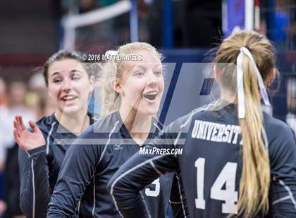 Thumbnail 2 in University vs. Pagosa Springs (CHSAA 3A Playoff) photogallery.
