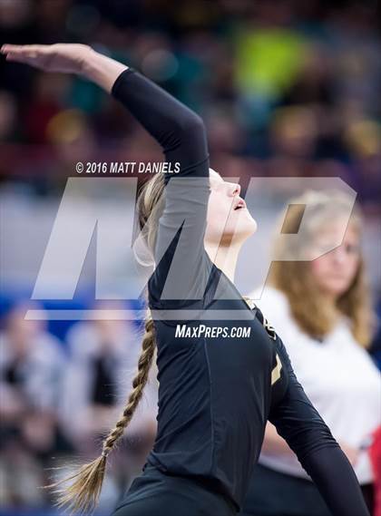Thumbnail 2 in University vs. Pagosa Springs (CHSAA 3A Playoff) photogallery.