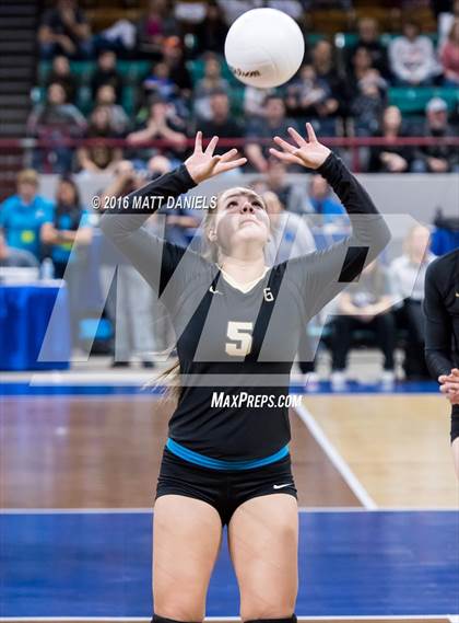 Thumbnail 2 in University vs. Pagosa Springs (CHSAA 3A Playoff) photogallery.