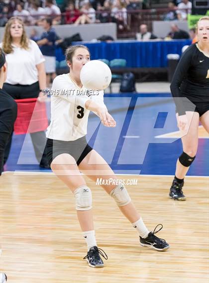 Thumbnail 3 in University vs. Pagosa Springs (CHSAA 3A Playoff) photogallery.