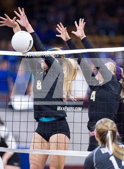 Thumbnail 1 in University vs. Pagosa Springs (CHSAA 3A Playoff) photogallery.