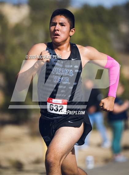 Thumbnail 3 in NMAA District 1-5A Cross Country Meet photogallery.