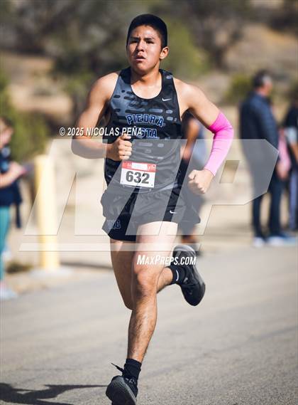 Thumbnail 1 in NMAA District 1-5A Cross Country Meet photogallery.