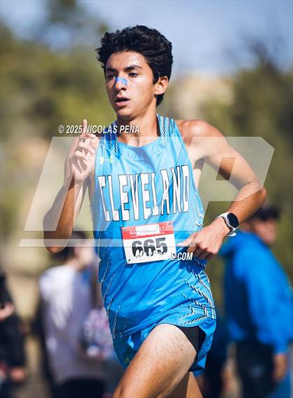 Thumbnail 2 in NMAA District 1-5A Cross Country Meet photogallery.