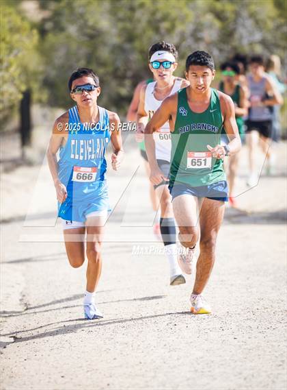 Thumbnail 1 in NMAA District 1-5A Cross Country Meet photogallery.