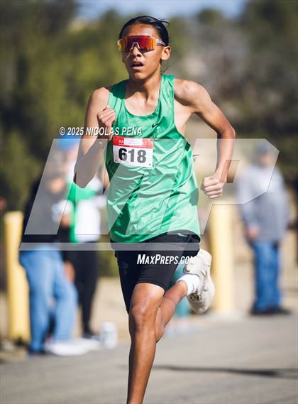 Thumbnail 1 in NMAA District 1-5A Cross Country Meet photogallery.