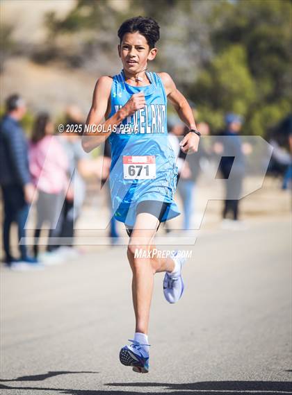 Thumbnail 2 in NMAA District 1-5A Cross Country Meet photogallery.