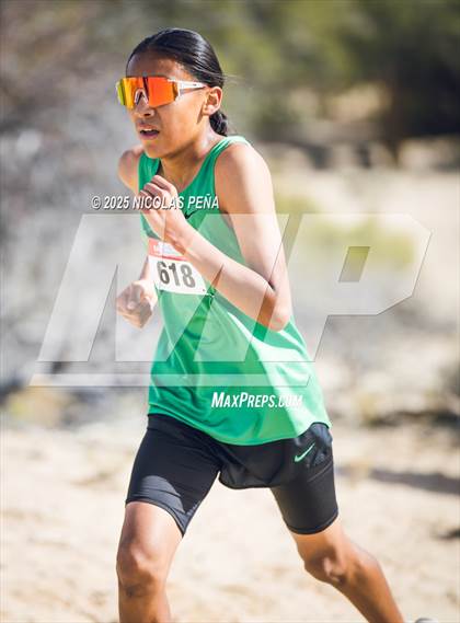 Thumbnail 1 in NMAA District 1-5A Cross Country Meet photogallery.