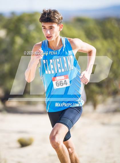 Thumbnail 1 in NMAA District 1-5A Cross Country Meet photogallery.