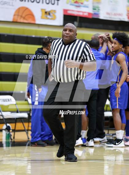 Thumbnail 1 in Lincoln College Prep vs Raytown (Summit Grill Shootout) photogallery.