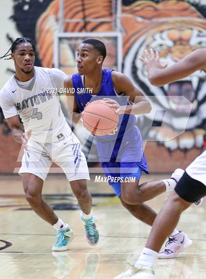 Thumbnail 1 in Lincoln College Prep vs Raytown (Summit Grill Shootout) photogallery.