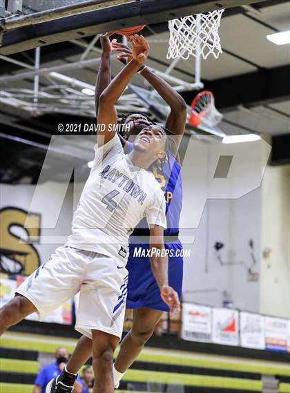 Thumbnail 2 in Lincoln College Prep vs Raytown (Summit Grill Shootout) photogallery.