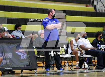 Thumbnail 1 in Lincoln College Prep vs Raytown (Summit Grill Shootout) photogallery.