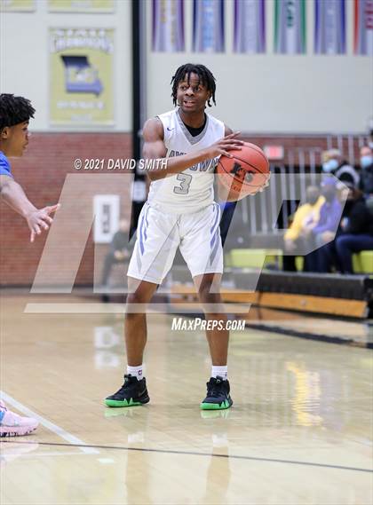 Thumbnail 3 in Lincoln College Prep vs Raytown (Summit Grill Shootout) photogallery.