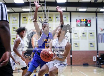Thumbnail 3 in Lincoln College Prep vs Raytown (Summit Grill Shootout) photogallery.