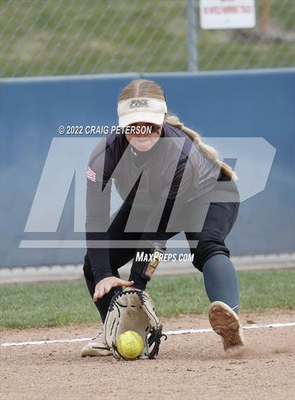Thumbnail 3 in Uintah @ Farmington photogallery.