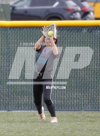 Thumbnail 3 in Uintah @ Farmington photogallery.