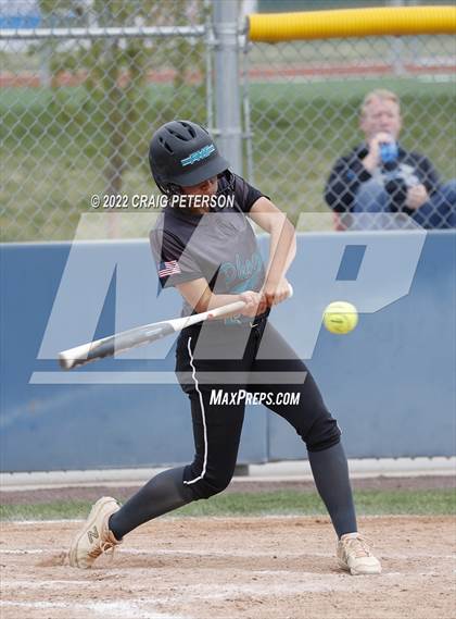 Thumbnail 2 in Uintah @ Farmington photogallery.
