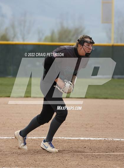 Thumbnail 2 in Uintah @ Farmington photogallery.