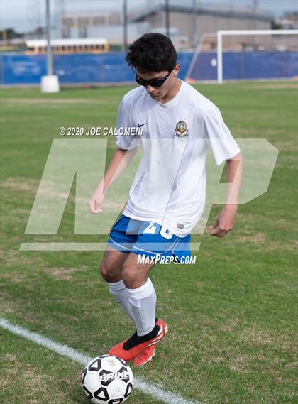 Thumbnail 1 in Lee [Robert E.] vs MacArthur [Douglas] (NEISD Soccer Tournament) photogallery.