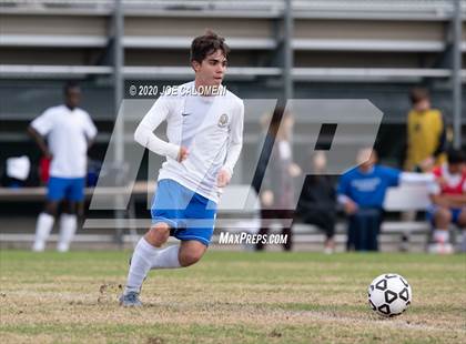 Thumbnail 1 in Lee [Robert E.] vs MacArthur [Douglas] (NEISD Soccer Tournament) photogallery.