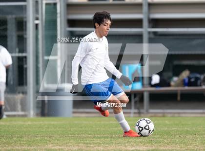 Thumbnail 2 in Lee [Robert E.] vs MacArthur [Douglas] (NEISD Soccer Tournament) photogallery.