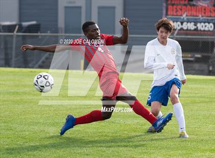 Thumbnail 2 in Lee [Robert E.] vs MacArthur [Douglas] (NEISD Soccer Tournament) photogallery.