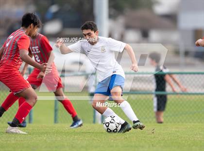 Thumbnail 3 in Lee [Robert E.] vs MacArthur [Douglas] (NEISD Soccer Tournament) photogallery.