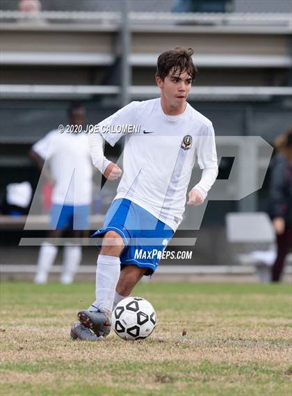 Thumbnail 3 in Lee [Robert E.] vs MacArthur [Douglas] (NEISD Soccer Tournament) photogallery.