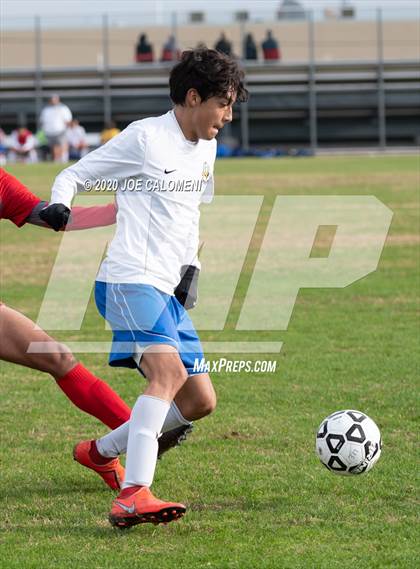 Thumbnail 2 in Lee [Robert E.] vs MacArthur [Douglas] (NEISD Soccer Tournament) photogallery.