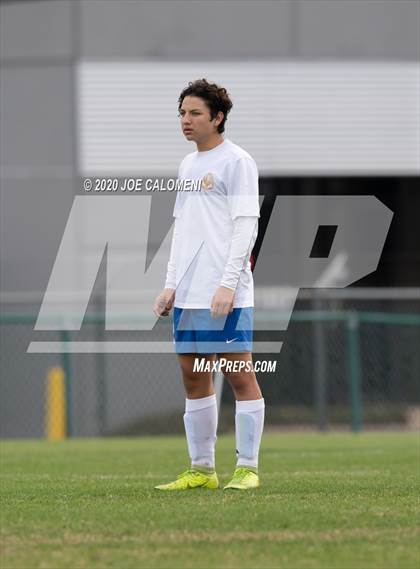 Thumbnail 3 in Lee [Robert E.] vs MacArthur [Douglas] (NEISD Soccer Tournament) photogallery.