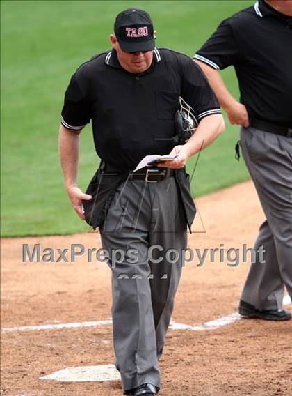 Thumbnail 2 in Brenham vs. Round Rock (Rock Hardball Classic) photogallery.