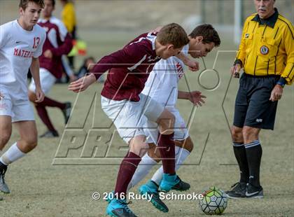 Thumbnail 2 in Rancho Buena Vista vs Mater Dei photogallery.