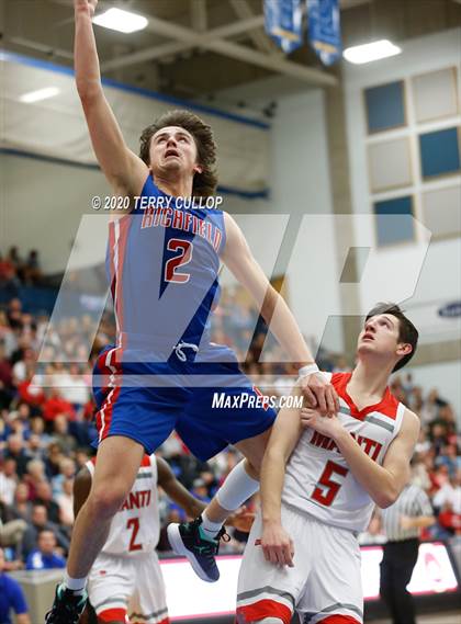 Thumbnail 3 in Richfield vs. Manti (UHSAA 3A Championship) photogallery.