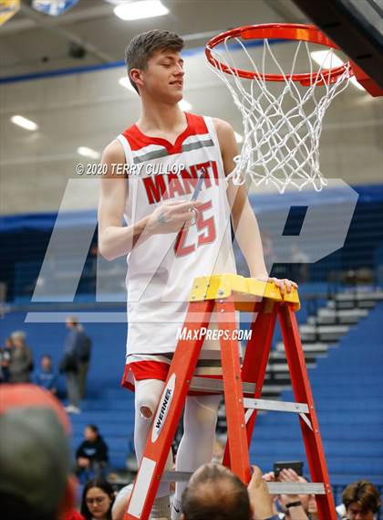 Thumbnail 1 in Richfield vs. Manti (UHSAA 3A Championship) photogallery.