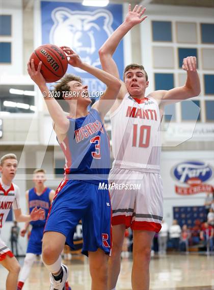 Thumbnail 2 in Richfield vs. Manti (UHSAA 3A Championship) photogallery.