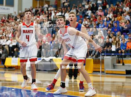 Thumbnail 2 in Richfield vs. Manti (UHSAA 3A Championship) photogallery.