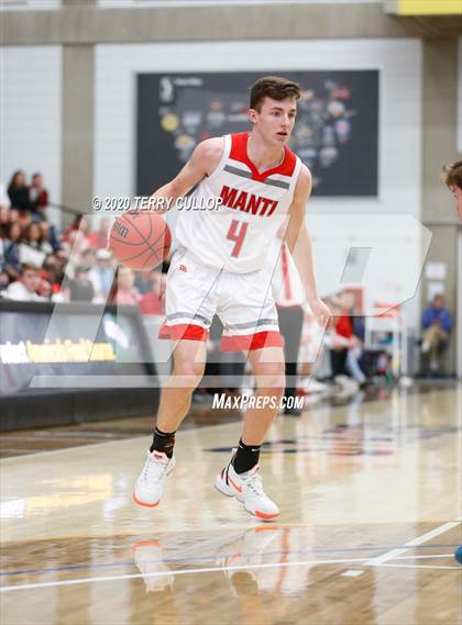 Thumbnail 1 in Richfield vs. Manti (UHSAA 3A Championship) photogallery.