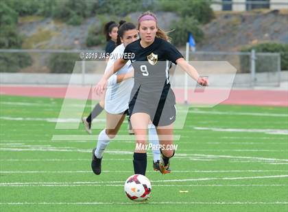 Thumbnail 1 in California vs. Clovis West photogallery.