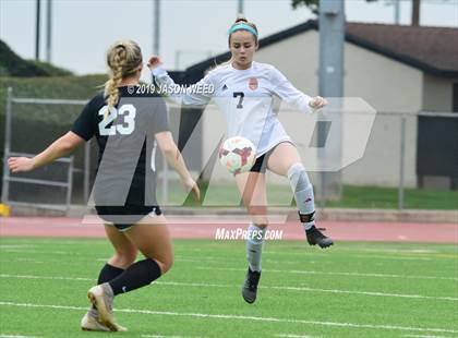 Thumbnail 1 in California vs. Clovis West photogallery.
