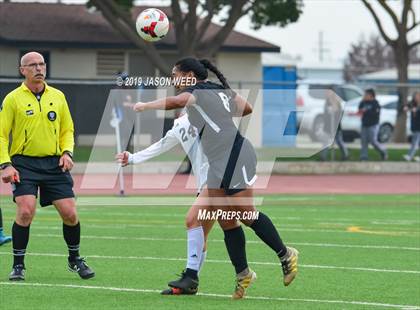 Thumbnail 1 in California vs. Clovis West photogallery.