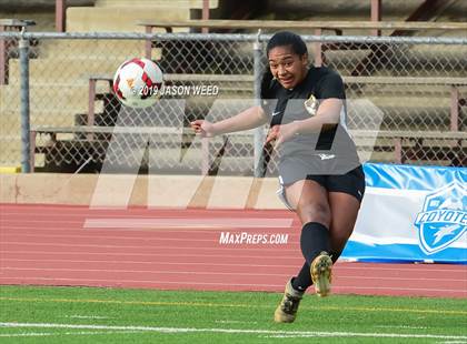 Thumbnail 1 in California vs. Clovis West photogallery.