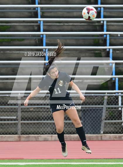 Thumbnail 2 in California vs. Clovis West photogallery.