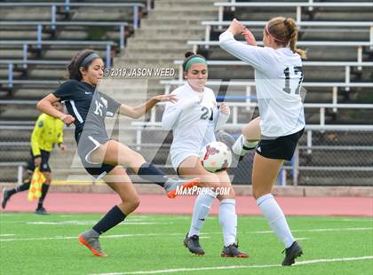 Thumbnail 3 in California vs. Clovis West photogallery.